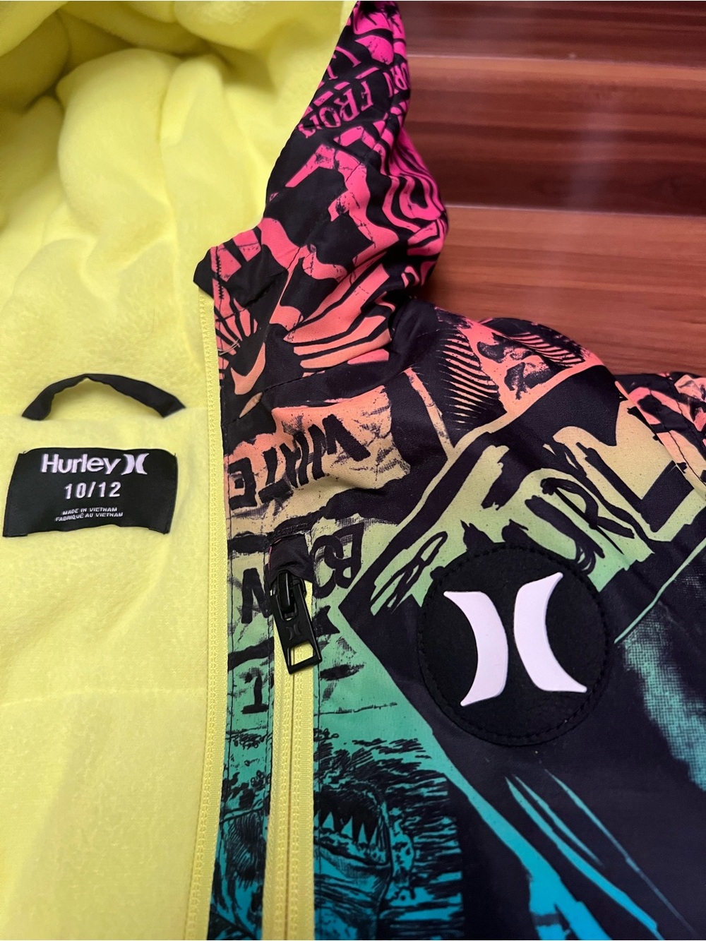 Hurley Kids Multicolor Graphic Puffer Jacket with Yellow Lining